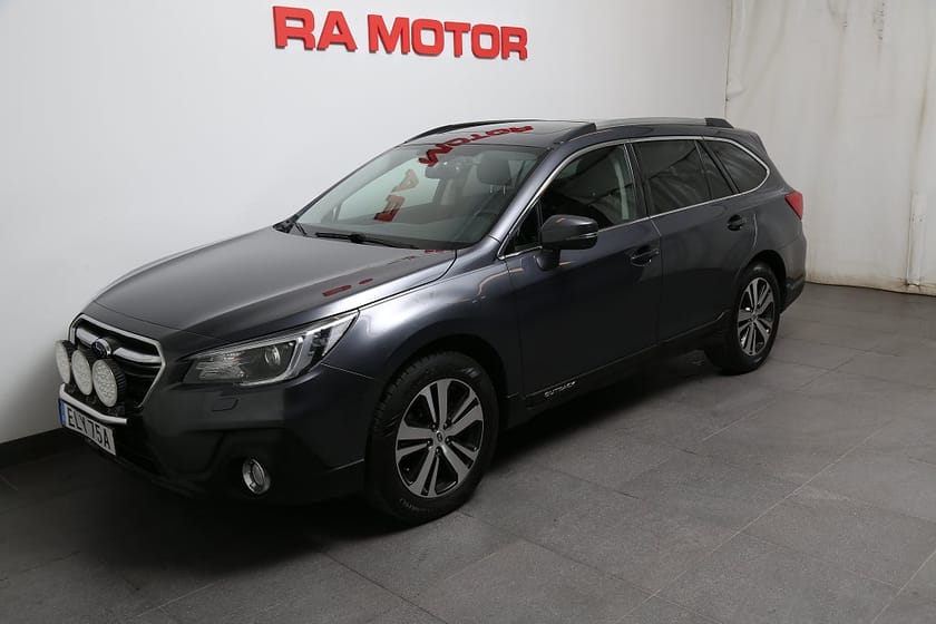 Bild 1 av Subaru Outback 2,5i 175hk Summit AWD Taklucka H/K Skinn Extraljus Drag