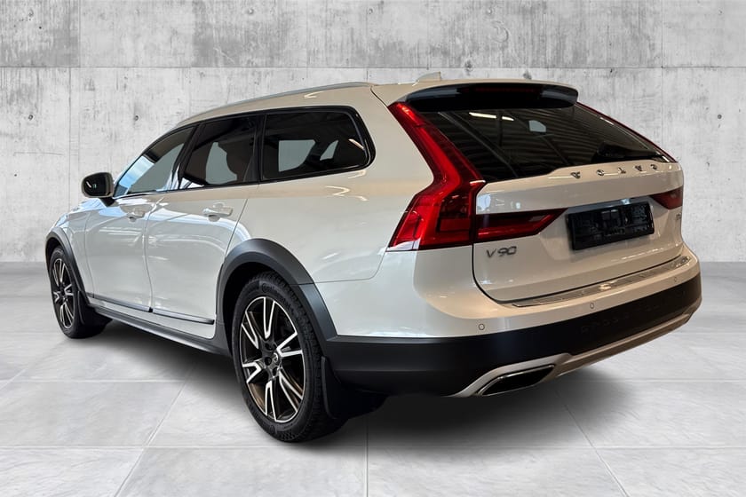 Bilde 3 av Volvo V90 Cross Country D4 AWD PRO/Krok/Pano/Tek.Pk PRO/360kam/HUD/ACC/VOC++