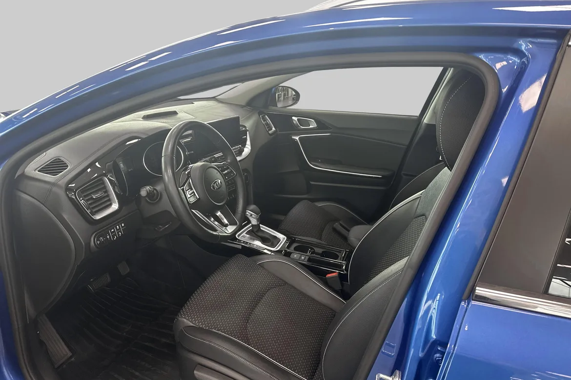 picture of a car