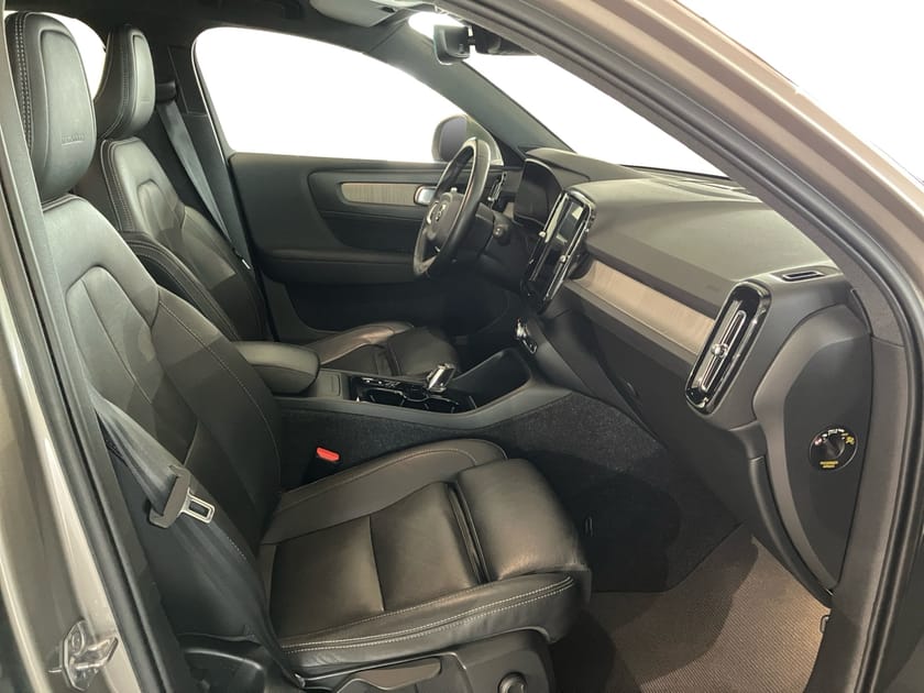 Bild 4 av Volvo XC40 D3 AWD Inscription