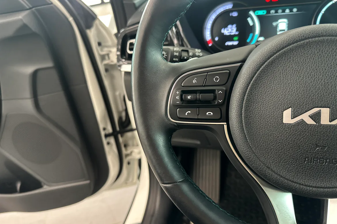picture of a car