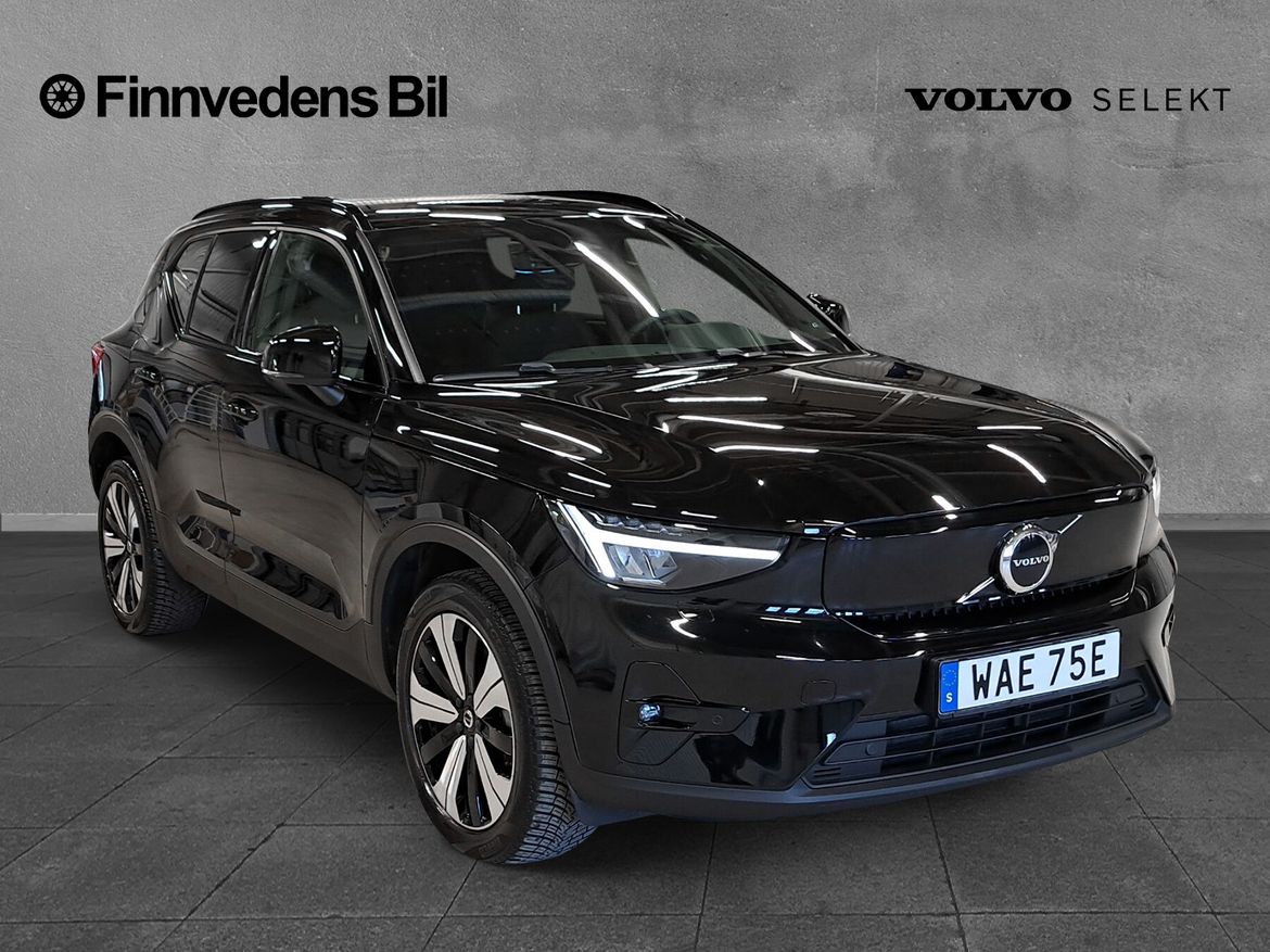 Volvo XC40 2023 - miniatyr 2
