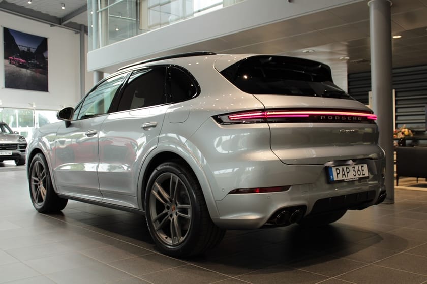 Bild 2 av Porsche Cayenne E-Hybrid 