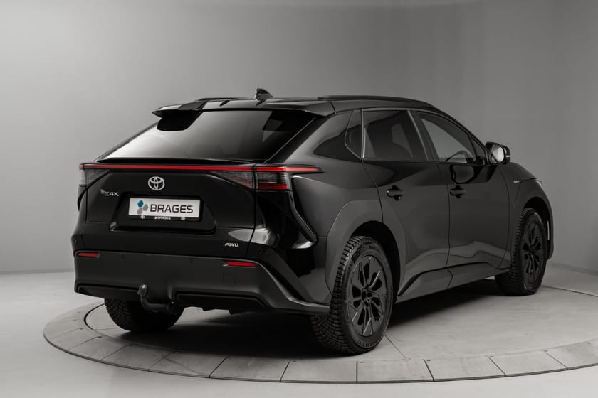 Bilde 4 av Toyota bZ4X AWD Active Tech