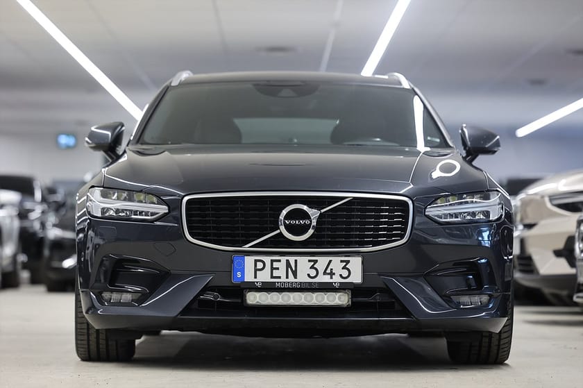Bild 5 av Volvo V90 D4 AWD 200hk R-Design B&W Pano Polestar Alcantara