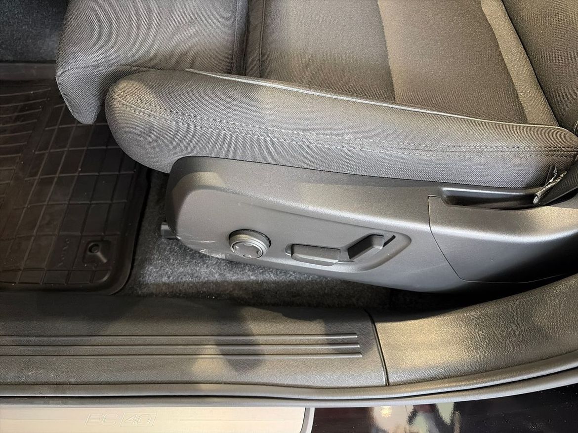 Volvo EC40 2025 - miniatyr 11