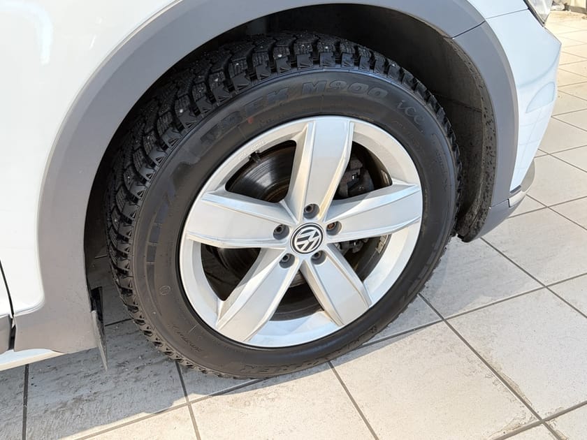 Bild 3 av Volkswagen Passat Alltrack 2.0 190hk tdi 4m  Aut/Drag