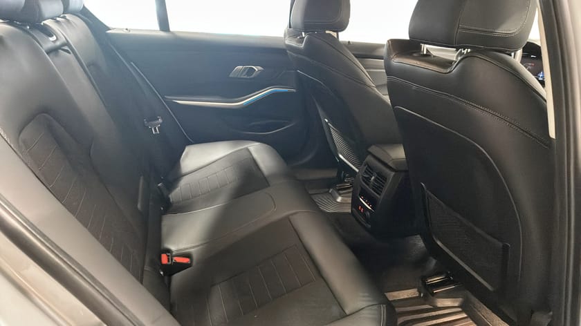 Bild 5 av BMW 330e Sedan G20 Sport Line HUD Rattvärme