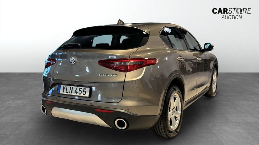 Bild 2 av Alfa Romeo Stelvio 2.2 Backkamera |Helskinn|awd