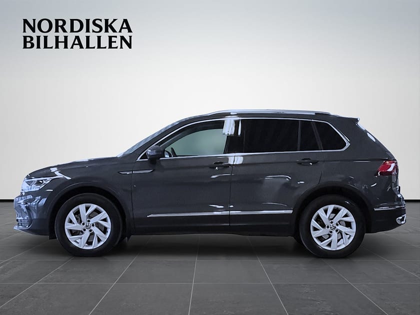Bild 4 av Volkswagen Tiguan 2.0 TDI DPF SCR 4Motion Elegance Drag Värmare Cockpit