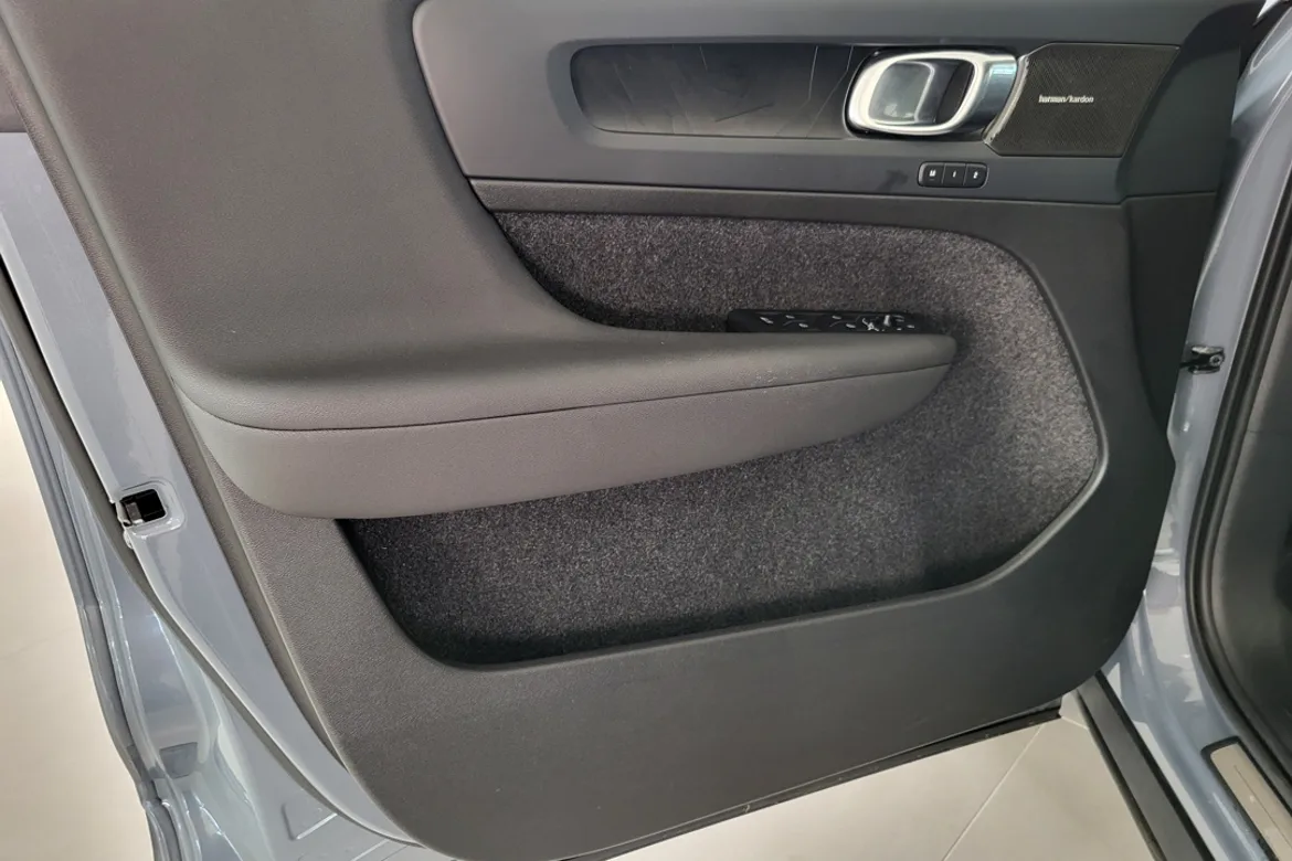 Volvo XC40 Recharge Twin motor