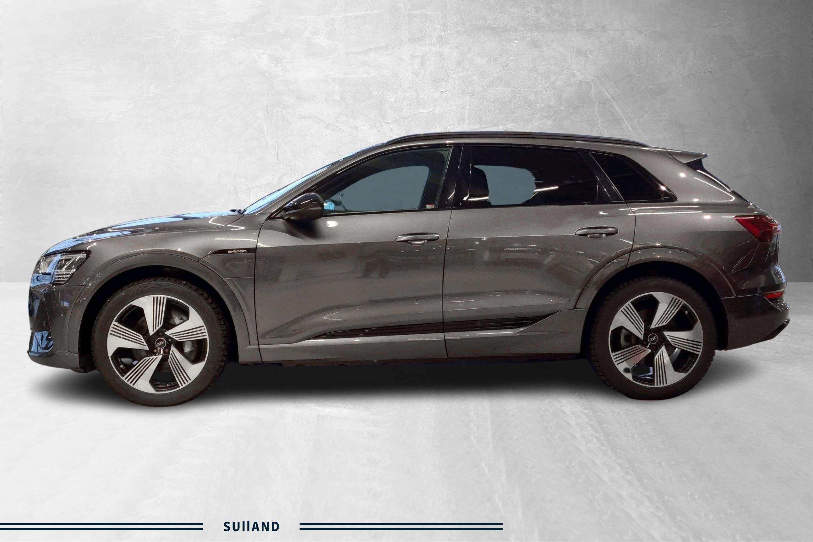 Thumnail bilde 1 av Audi e-tron 55 quattro