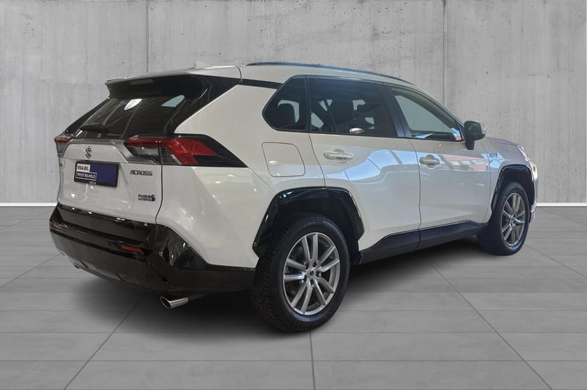 Bilde 5 av Suzuki Across Ladbar hybrid, 75km WLTP, 4x4