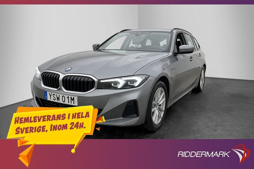 Bild 1 av BMW 330e xDrive Touring 292hk Widescreen HuD Navi Värmare