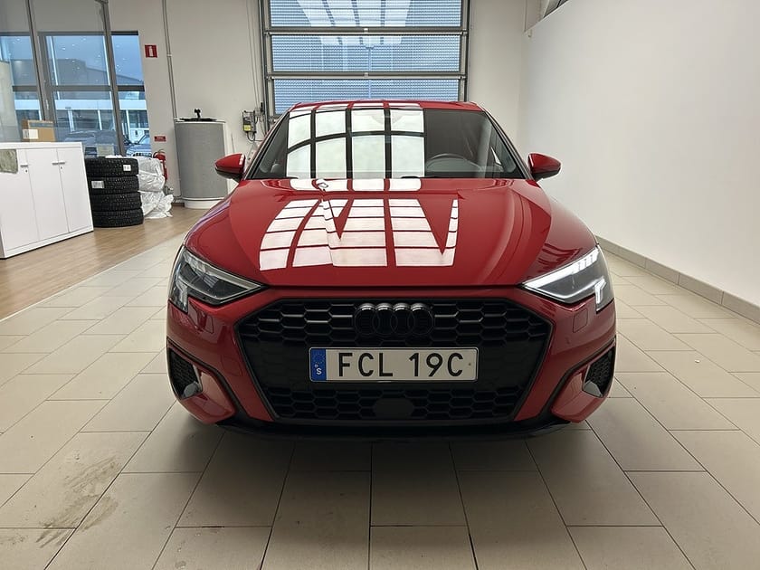 Bild 2 av Audi A3 Sportback 35 TFSI 150 hk automat privatleasing från 2995:- Backkamera