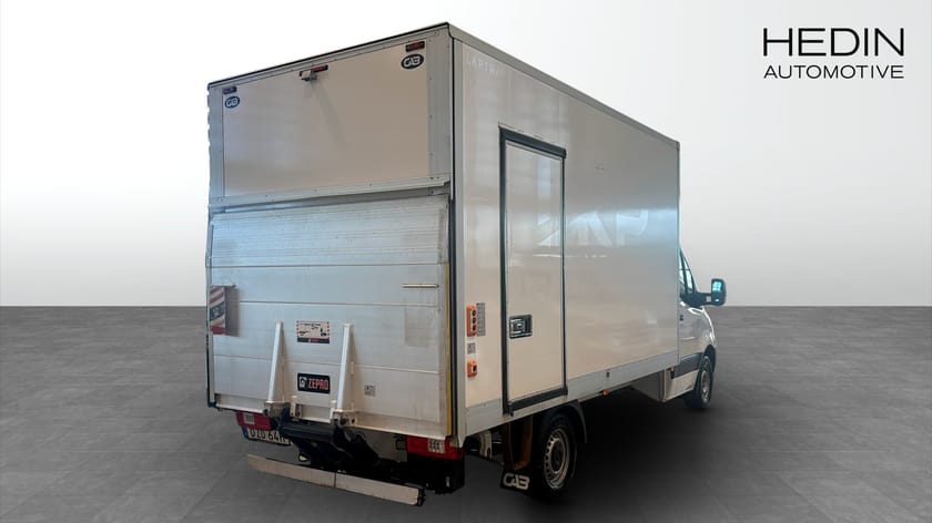 Bild 2 av Mercedes-Benz Sprinter 317 CDI RWD Chassi Bakgavellyft+volymskåp