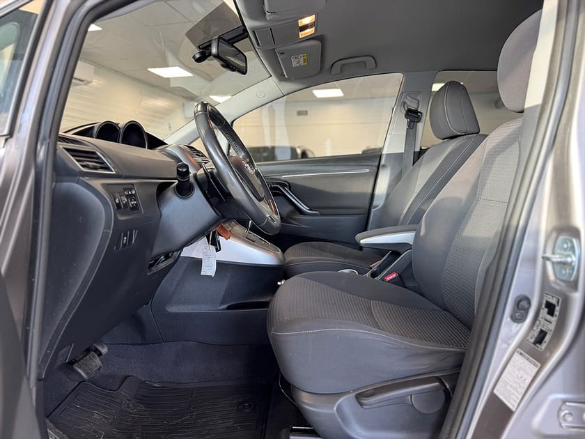 Bild 5 av Toyota Verso VVT-i 1.8 7-Sits Kamera Edition *En ägare*