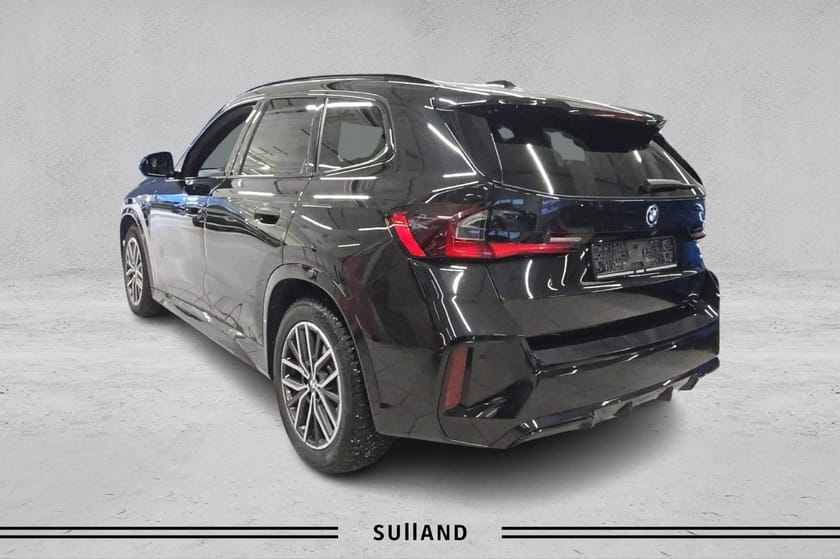 Bilde 3 av BMW iX1 xDrive30 Fully Charged Msport-Krok-Headup-Pano ++++