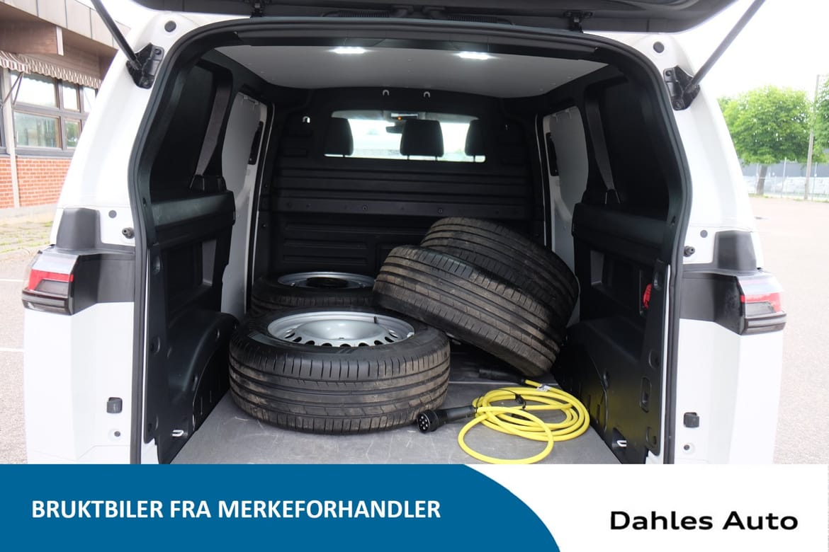 Volkswagen ID. Buzz Cargo 79 kWh 4Motion, 340hk, 2025