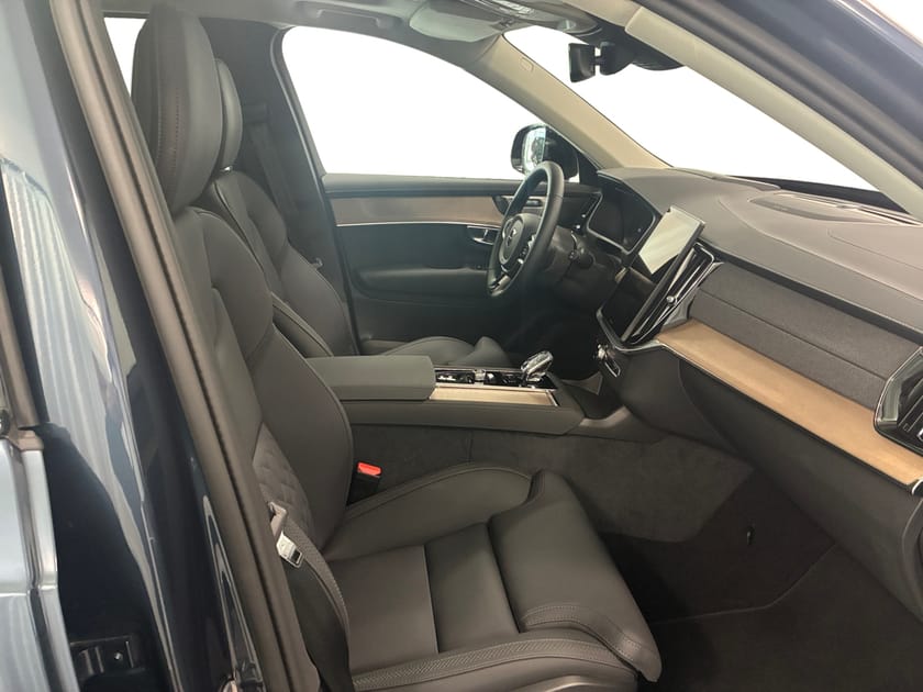 Bild 4 av Volvo XC90 T8 Ultra Dark | Vinterhjul 9 900:- | 360° | Drag |