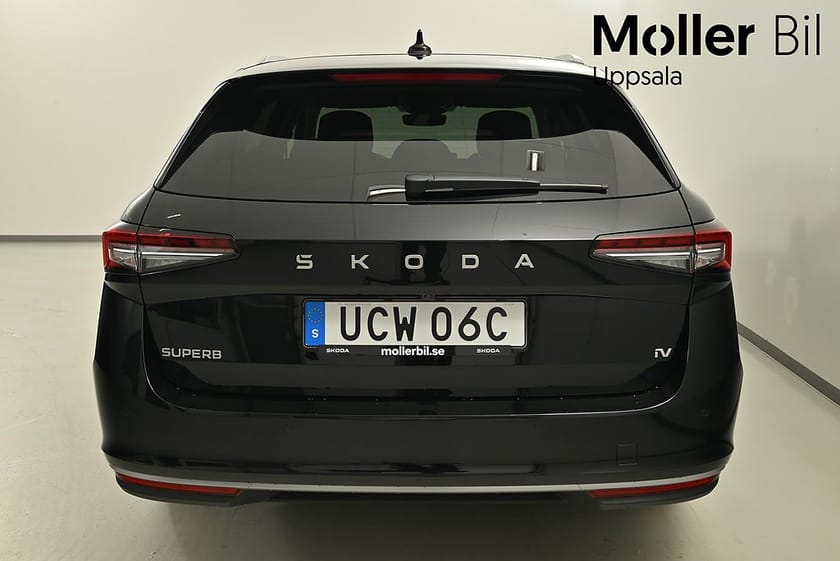 Bild 4 av Škoda Superb iV Kombi Skoda COMBI L&K 1,5 TSI 204 HK 6 VXL DSG