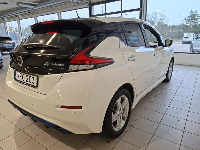 Bild 4 av Nissan Leaf 150HK 40kWh SoV Navi Backkamera360