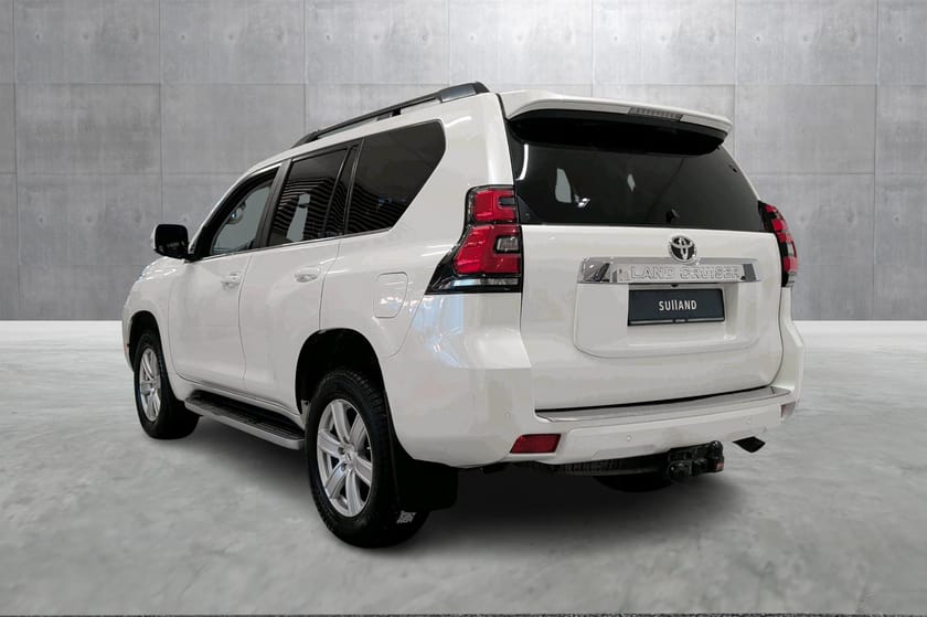 Bilde 3 av Toyota Land Cruiser 5-dørs 2,8 D-4D GX aut - Toppmodell - Hengerfeste