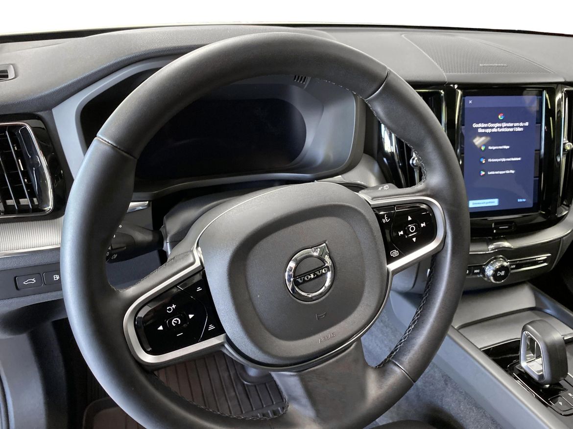 Volvo XC60 2025 - miniatyr 9