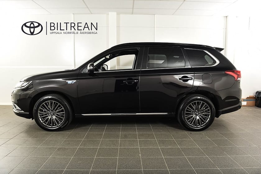 Bild 2 av Mitsubishi Outlander PHEV S-Edition Drag Navi 360-Kamera Skinn Taklucka