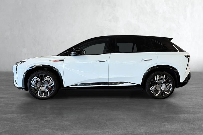 Bilde 3 av Hongqi EHS7 EXCLUSIVE/540 KM WLTP/4-hjuls styring/INNBYTTEKAMPANJE