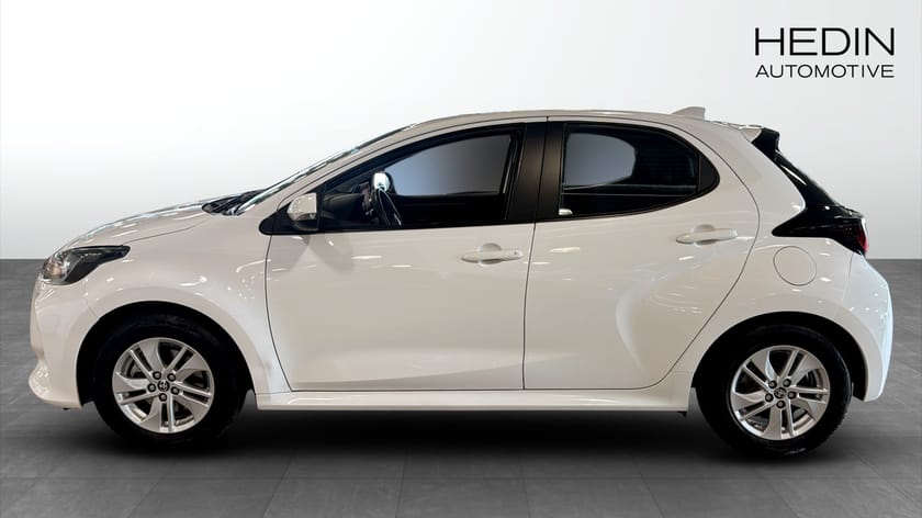 Bild 2 av Toyota Yaris Hybrid Automat Backkamera M-värmare