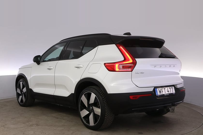 Bild 4 av Volvo XC40 Recharge Twin motor Ultimate Drag 360 Pano H/K