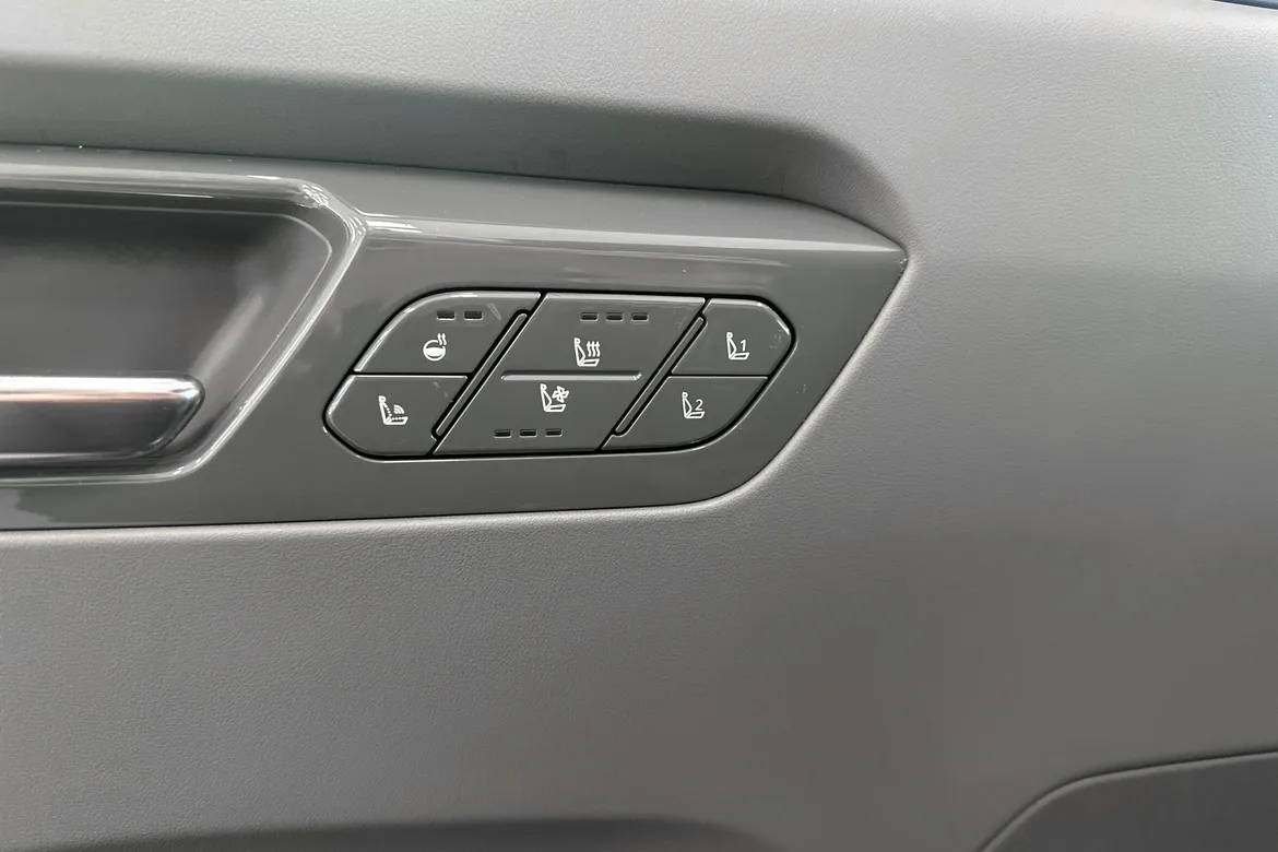 picture of a car