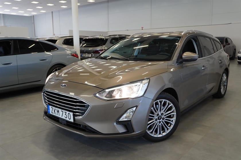 Bild 1 av Ford Focus Kombi 1,0t Titanium 125 hk Kamkedja, Drag, Servad, Vindruta