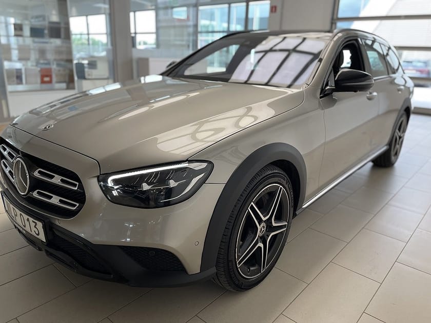 Bild 3 av Mercedes-Benz E 400 d 4MATIC All-Terrain 9G-Tronic 330hk|360-kam|HUD|P