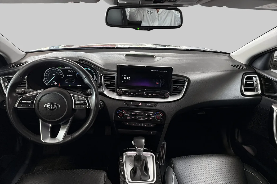 picture of a car