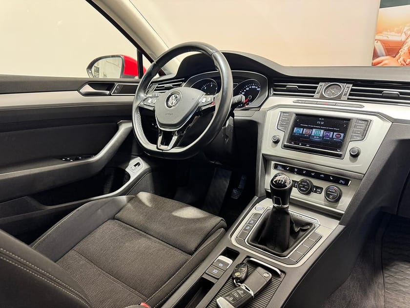 Bild 2 av Volkswagen Passat Sportscombi 2.0 TDI DPF BMT 4 Motion Base Euro 6