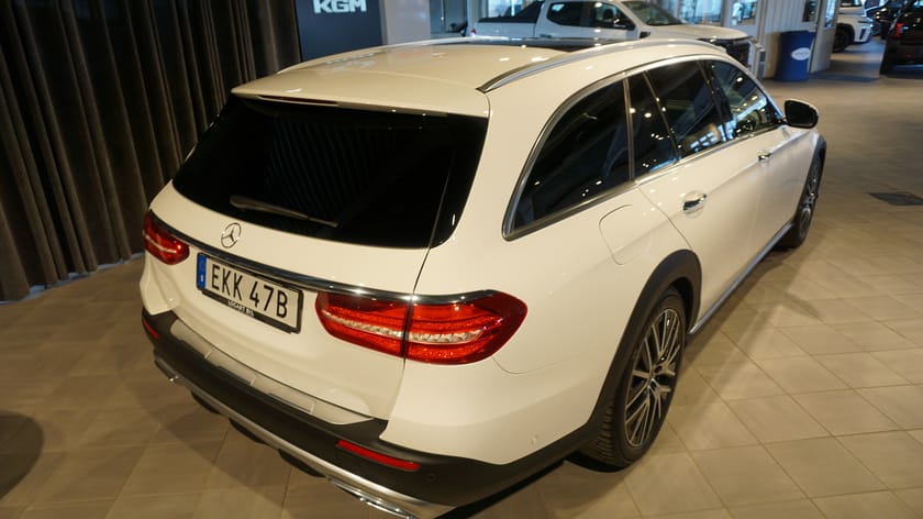 Bild 3 av Mercedes-Benz E 220 d 4MATIC All-Terrain 