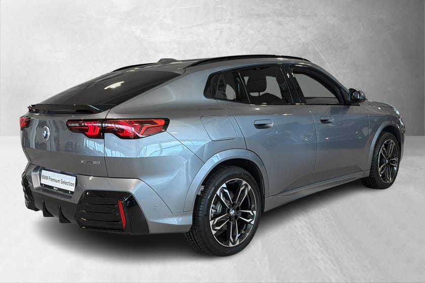 Bilde 2 av BMW iX2 xDrive30 Fully charged Msport Comfacc Krok Harman