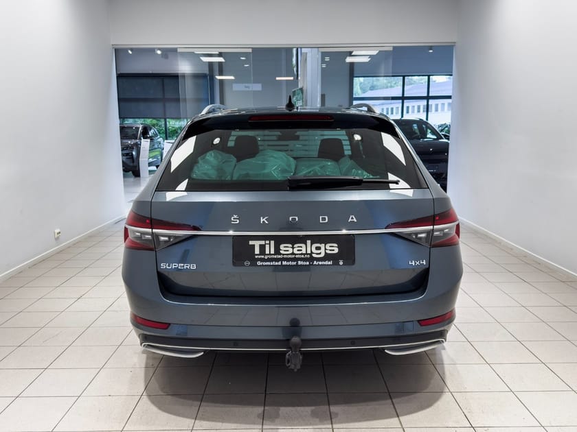 Bilde 4 av Škoda Superb Stasjonsvogn Sup3fl stv l&k d190 dsg4x4kamp