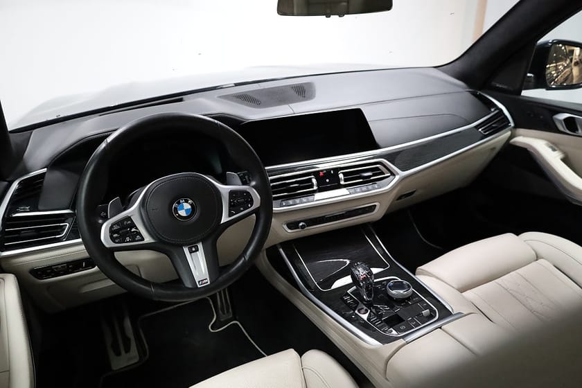 Bild 4 av BMW X7 xDrive30d M Sport | 7-sits | Sky Lounge Se utrustning!