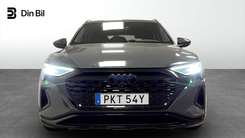 Bild 4 av Audi Q8 50 e-tron quattro 340HK q Proline / Drag / Backkamera