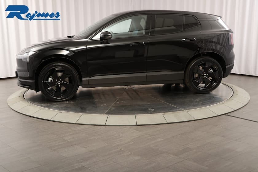 Bild 3 av Volvo EX30 Single Motor Extended Range SM Plus Black Edt