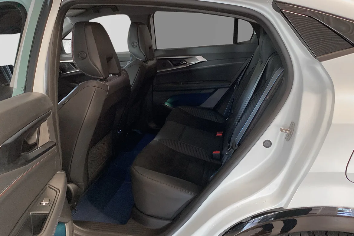 Renault Rafale E-Tech 4×4