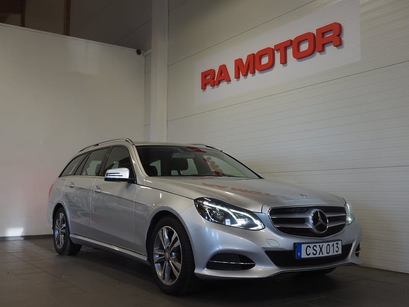Bild 3 av Mercedes-Benz E 220 T BlueTEC BE 7G-Tronic 170hk  Avantgarde Låga mil!