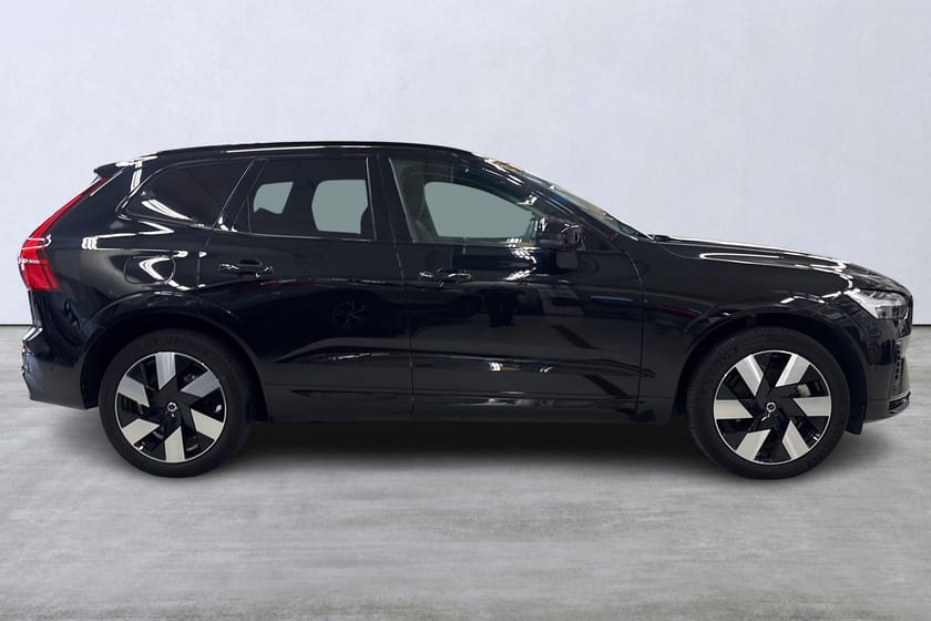 Bild 3 av Volvo XC60 Recharge T6 Plus Dark