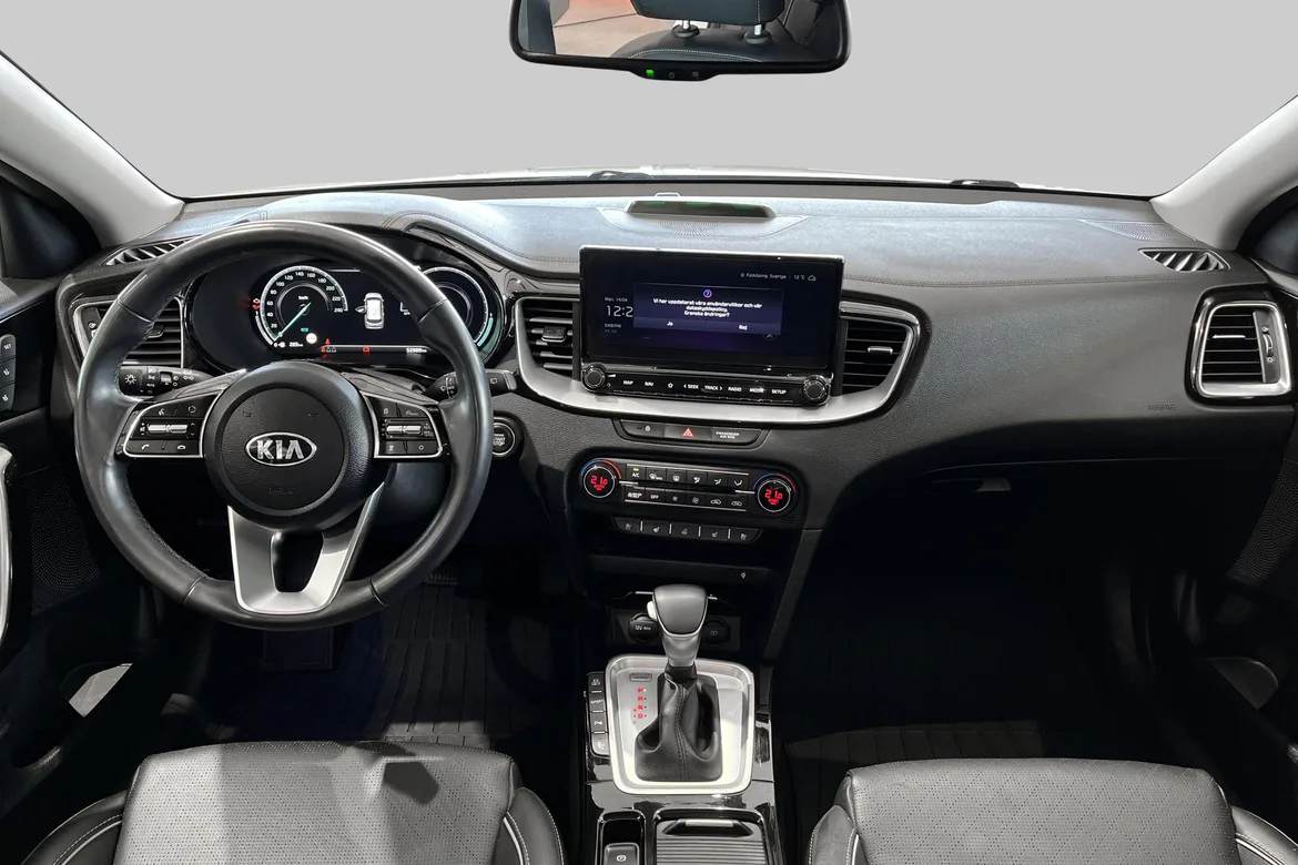 picture of a car