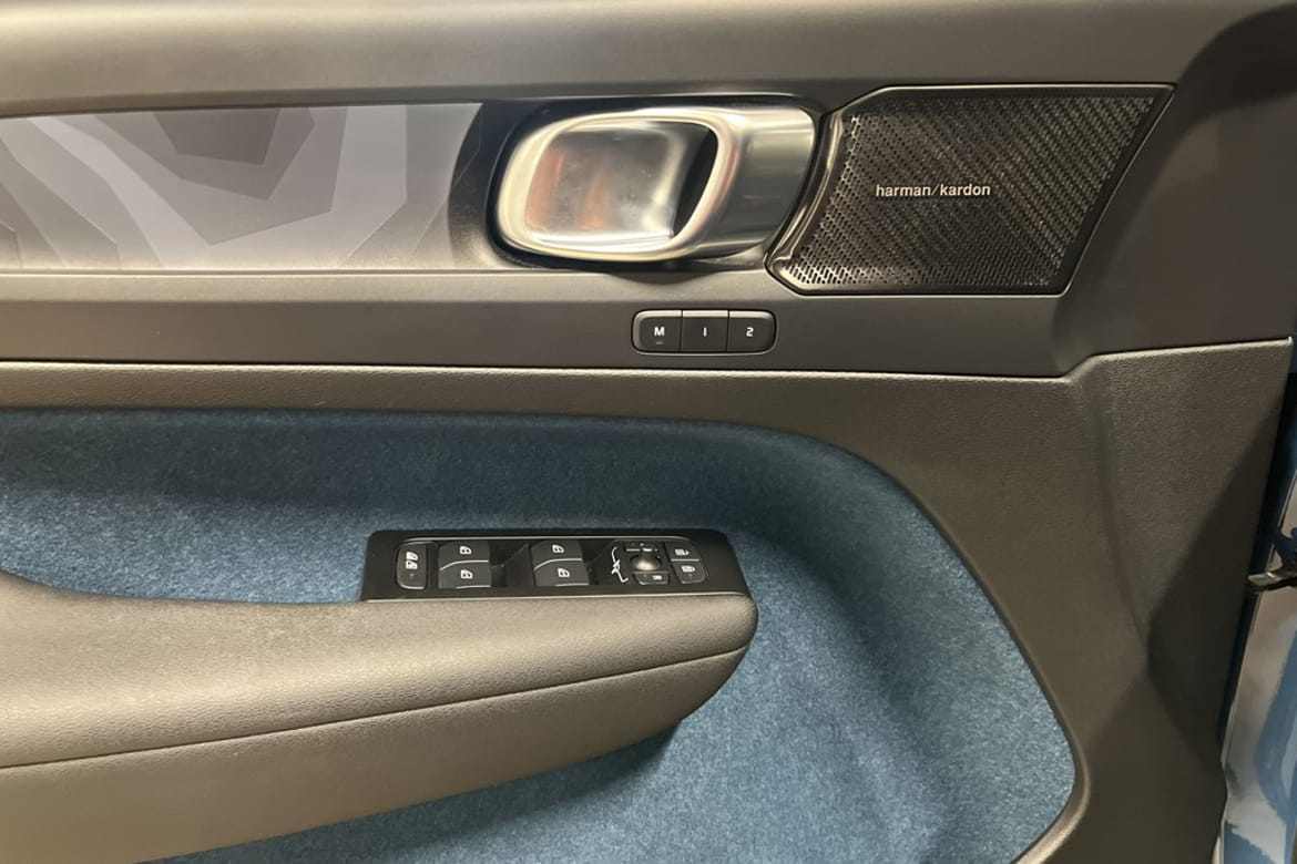 Volvo C40 2022 - miniatyr 12