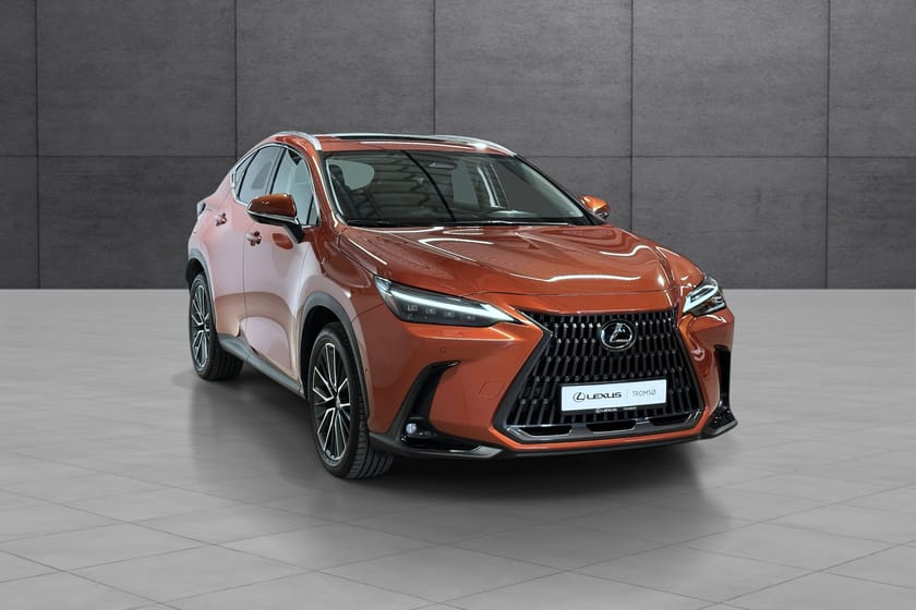 Bilde 3 av Lexus NX 450h+ Luxury Sun