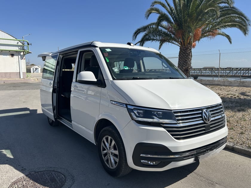 Bild 2 av Volkswagen California Camper | 2 sängar – 4 sovplatser | Pentry + Taksäng